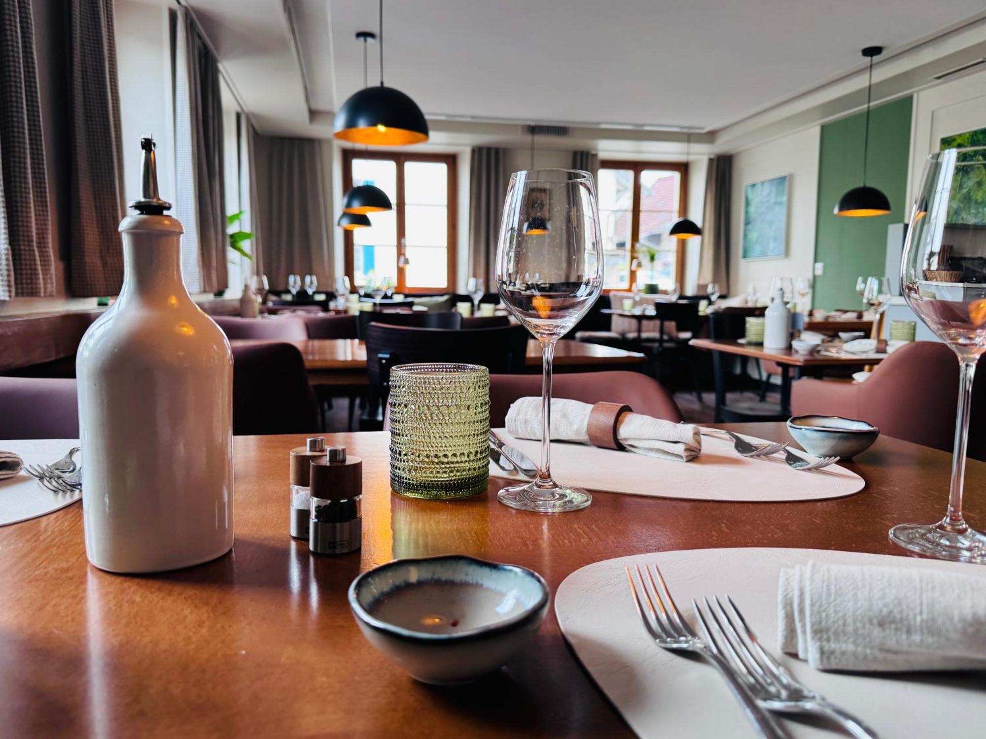 Gasthaus Zum Loewen Neftenbach Esterno foto