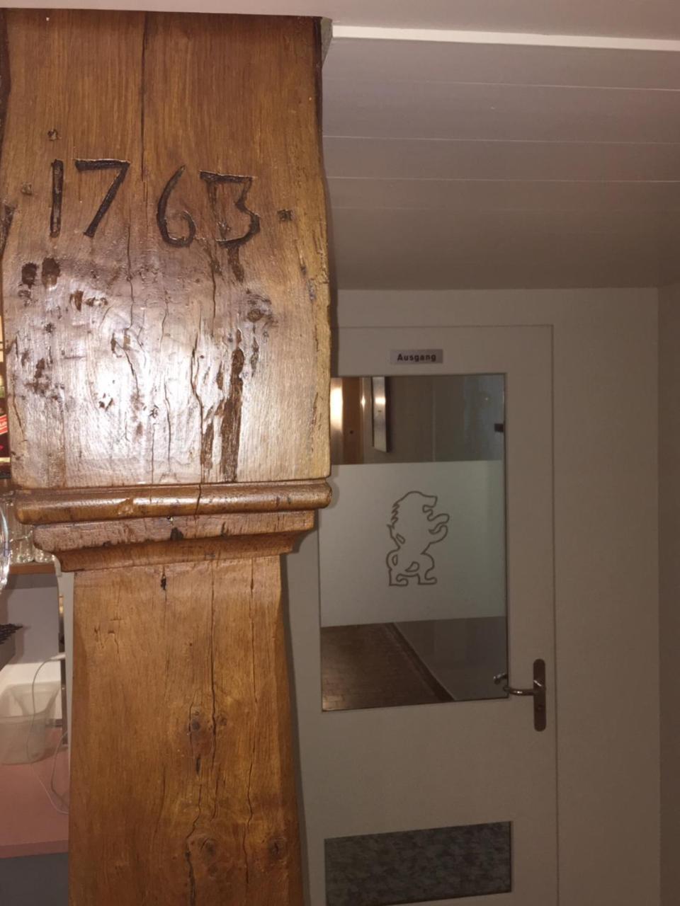 Gasthaus Zum Loewen Neftenbach Esterno foto